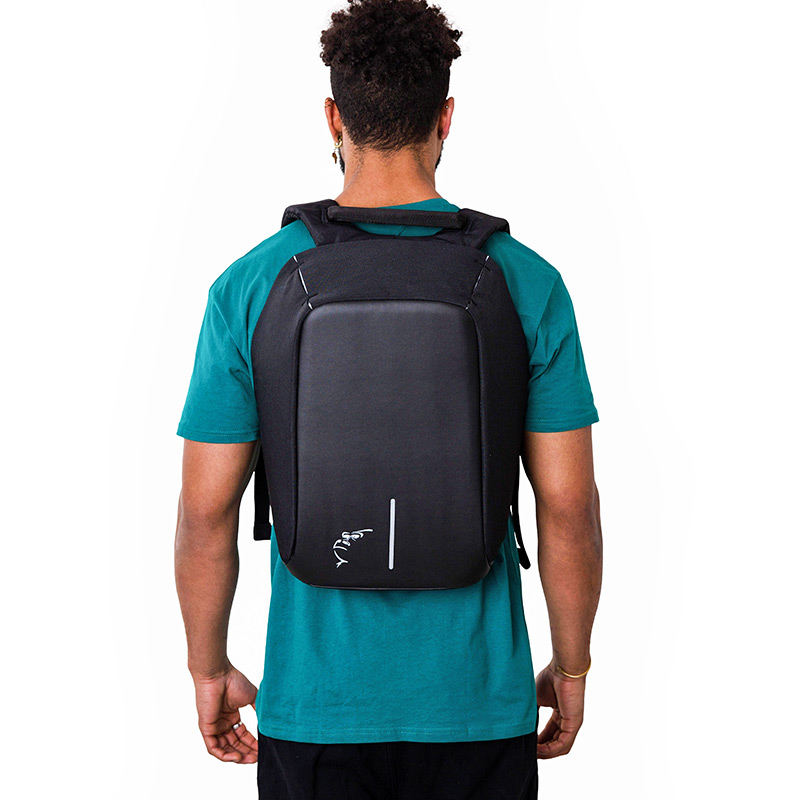 Backpack Gorilla outline